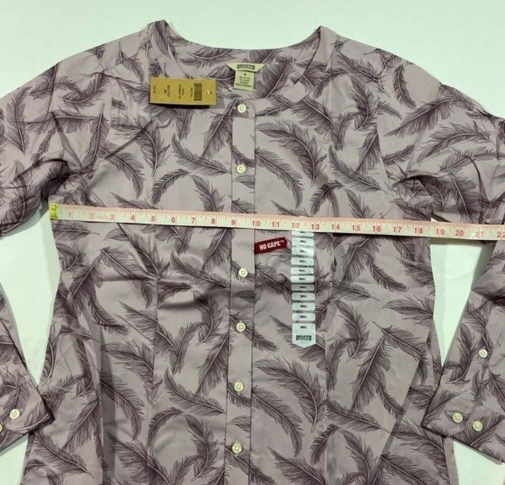 Duluth Trading Co. Anti Wrinkle Cotton Tunic Shirt with Feather Graphic - Picture 6 of 7